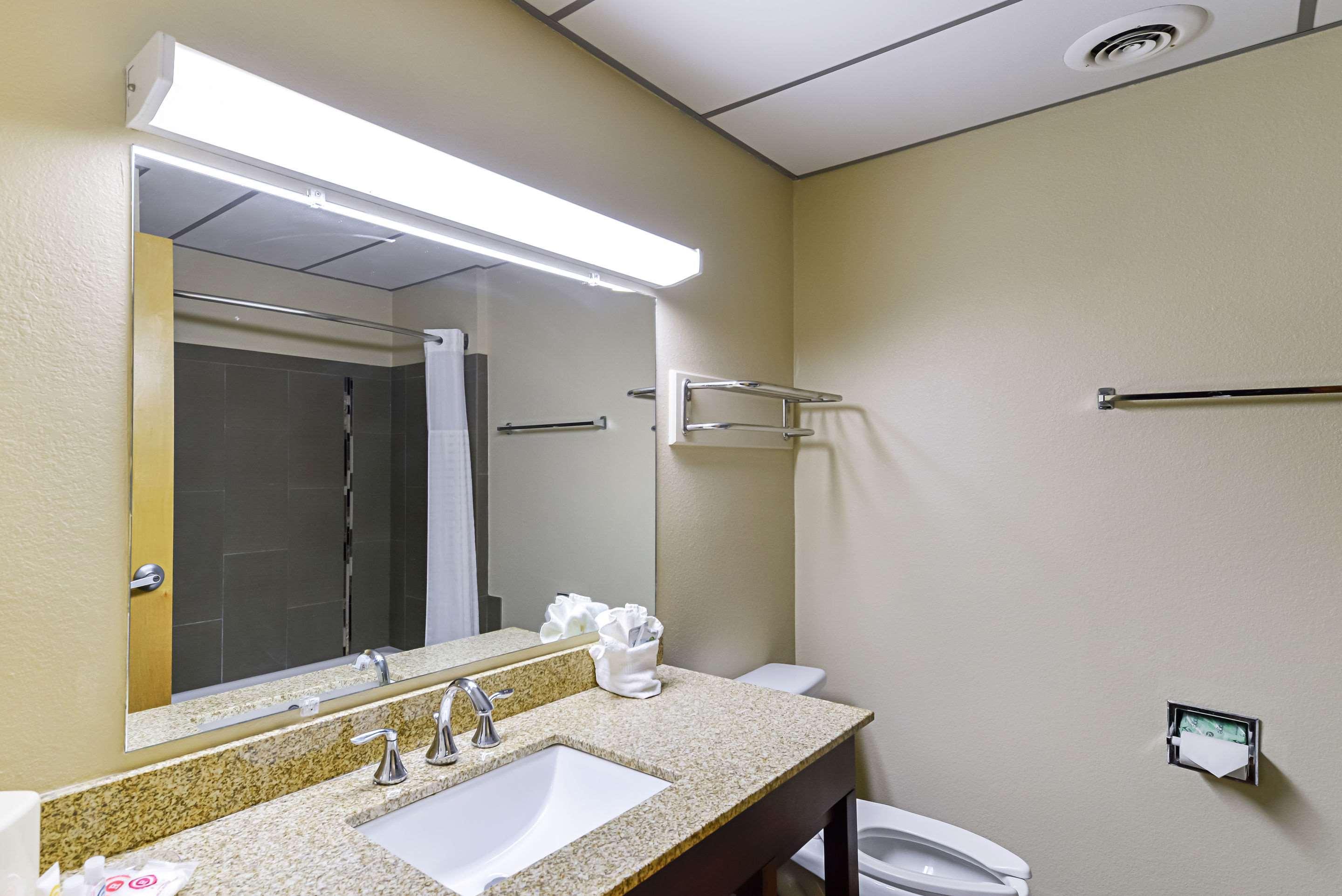 Quality Hotel Lubbock